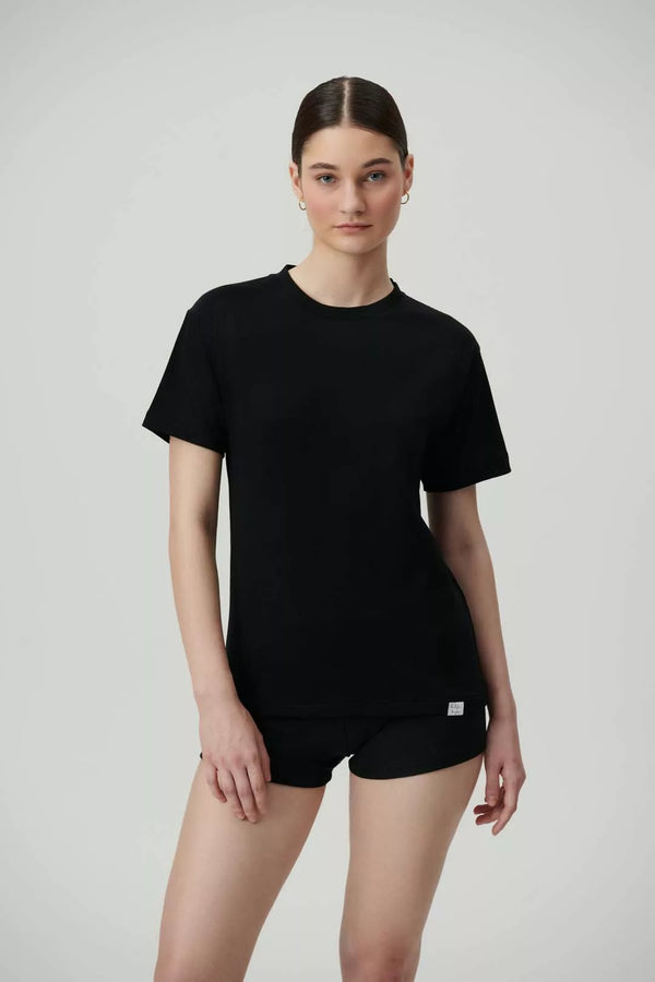 Aija T-shirt Black